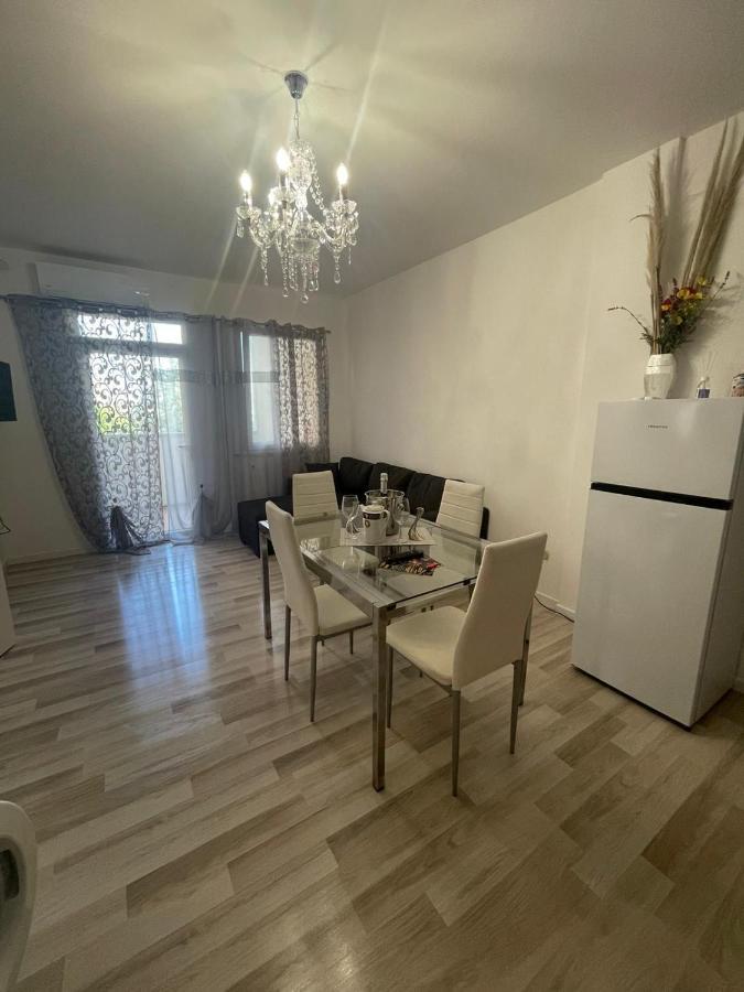 Al Mare Apartment Lido Adriano Luaran gambar