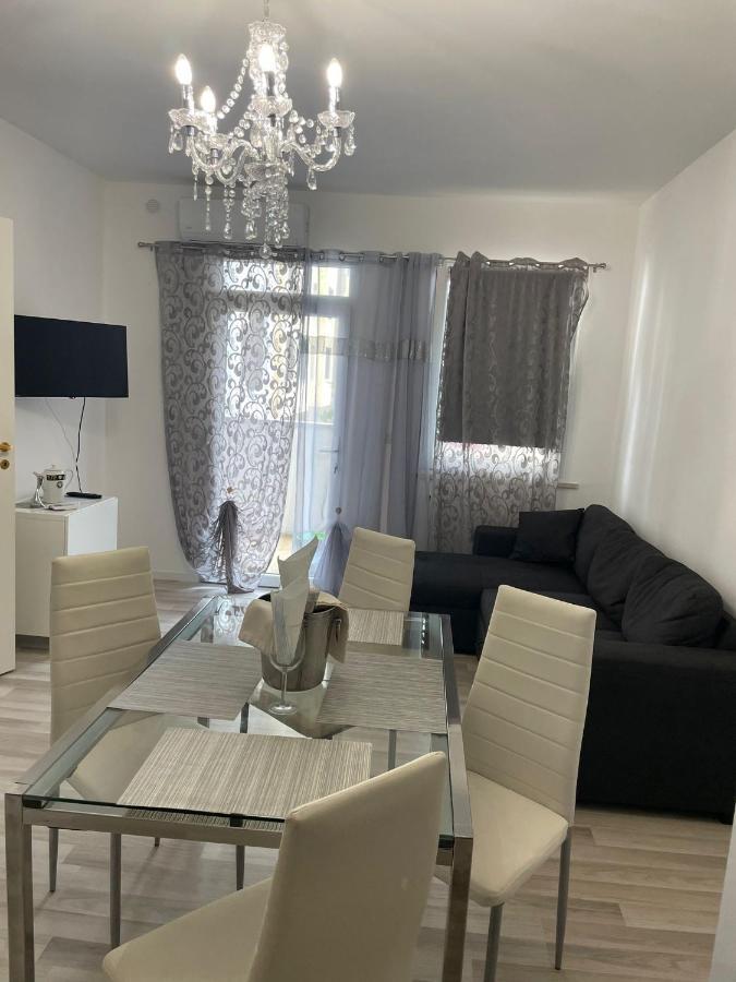 Al Mare Apartment Lido Adriano Luaran gambar