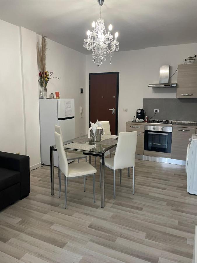 Al Mare Apartment Lido Adriano Luaran gambar