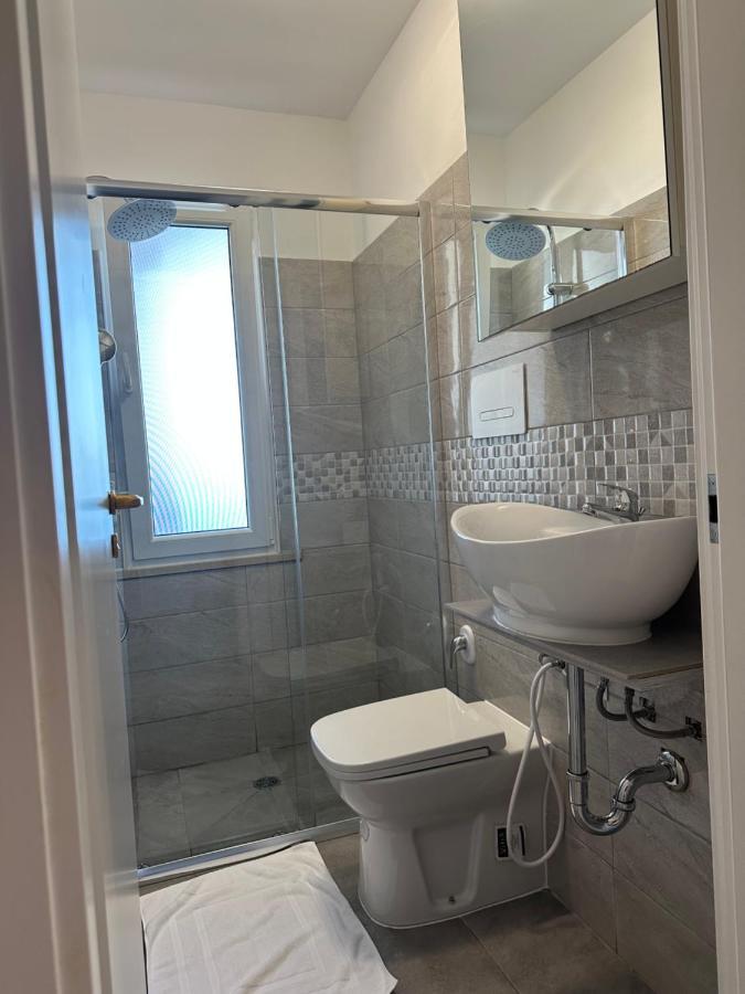 Al Mare Apartment Lido Adriano Luaran gambar